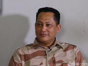 Komjen Buwas: Kaliber Senjata BNN Tidak Sama dengan TNI dan Polri Komjen Buwas: Kaliber Senjata BNN Tidak Sama dengan TNI dan Polri