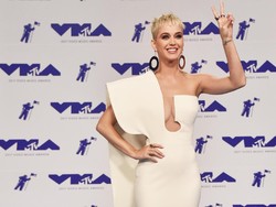Katy Perry Batal Tampil di Victorias Secret karena Ditolak Masuk China