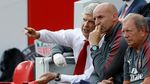 Macam-Macam Ekspresi Wenger Saat Timnya Dilumat Liverpool