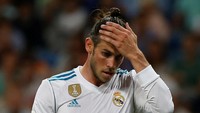 Gareth Bale. Arsenal rutin memantau Bale dan Theo Walcott semasa masih di Southampton. Pada akhirnya cuma Walcott yang digaet karena Arsenal sudah punya Ashley Cole di Gael Clichy di posisi bek kiri. Wenger tak mau bek kiri lagi -- posisi Bale saat itu. (Foto: Javier Barbancho/REUTERS)