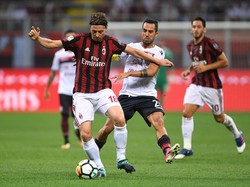 Milan Menang Tipis atas Cagliari