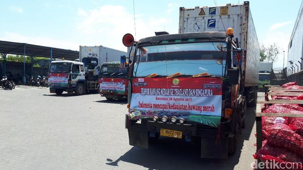 Foto: Giliran Bawang Merah RI Tembus Thailand dan Singapura