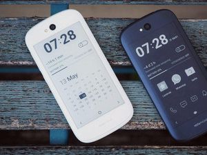 Heboh Mobil Bermuka Dua, di Smartphone Sudah Lebih Dulu Ada Heboh Mobil Bermuka Dua, di Smartphone Sudah Lebih Dulu Ada