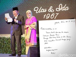 Coretan Tangan Istri JK di Hari Jadi Pernikahan Ke-50