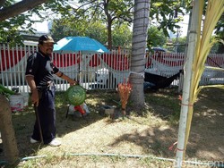 Mengintip Pawang Hujan, Pekerjaan Langka yang Jarang Ditemukan