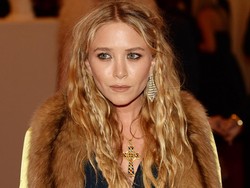 Mary-Kate Olsen Ceraikan Suami yang Beda Usia 17 Tahun, Diusir dari Rumah