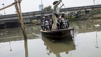 Ini Sungai Jakarta, Bisakah Jadi Jalur Transportasi Seperti Bangkok?