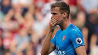 Meski sedikit unggul dalam penguasaan bola (51%), Arsenal sama sekali tidak membahayakan gawang Liverpool. Ada delapan tembakan dilepaskan, tidak ada satupun yang mengarah ke gawang. (REUTERS/Phil Noble)