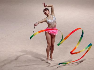Menyaksikan Liukan Indah Pesenam Ritmik di SEA Games 2017