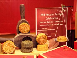6 Varian Rasa Mooncake Tradisional Tersedia di Restoran Ini