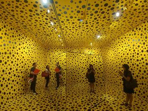 Foto: Polkadot Ala Seniman Fenomenal