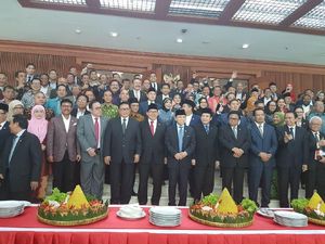 Potong Tumpeng hingga Silat Palang Pintu Meriahkan HUT Ke-72 DPR