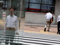 Sempat Mati Suri, Bursa Saham Tokyo Dibuka Lagi