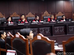 MK Apresiasi Gugatan Andy F Noya dan Imam Prasojo