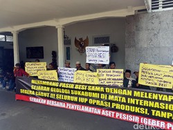 Warga Tolak Aktivitas Tambang Pasir Besi di Tegalbuleud Sukabumi