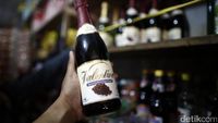 Barang-barang Malaysia Kuasai Perbatasan Entikong