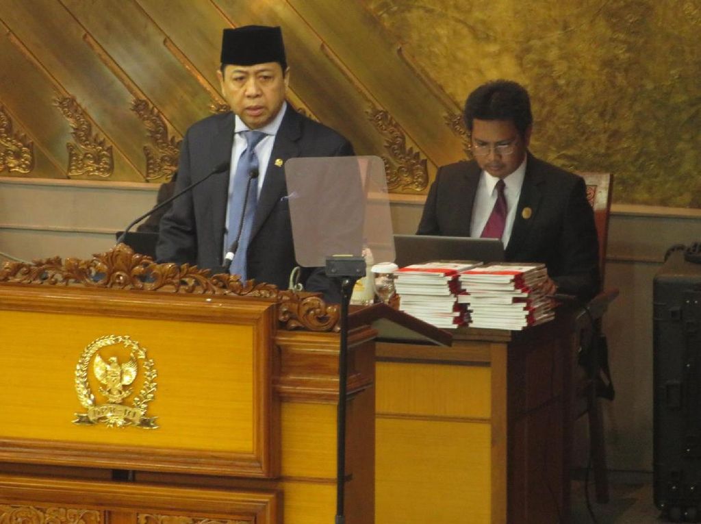 Novanto Pamer Kinerja DPR di Paripurna HUT Ke-72 Novanto Pamer Kinerja DPR di Paripurna HUT Ke-72
