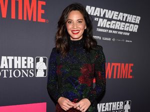 Ada Cinta Antara Jamie Foxx dan Olivia Munn?