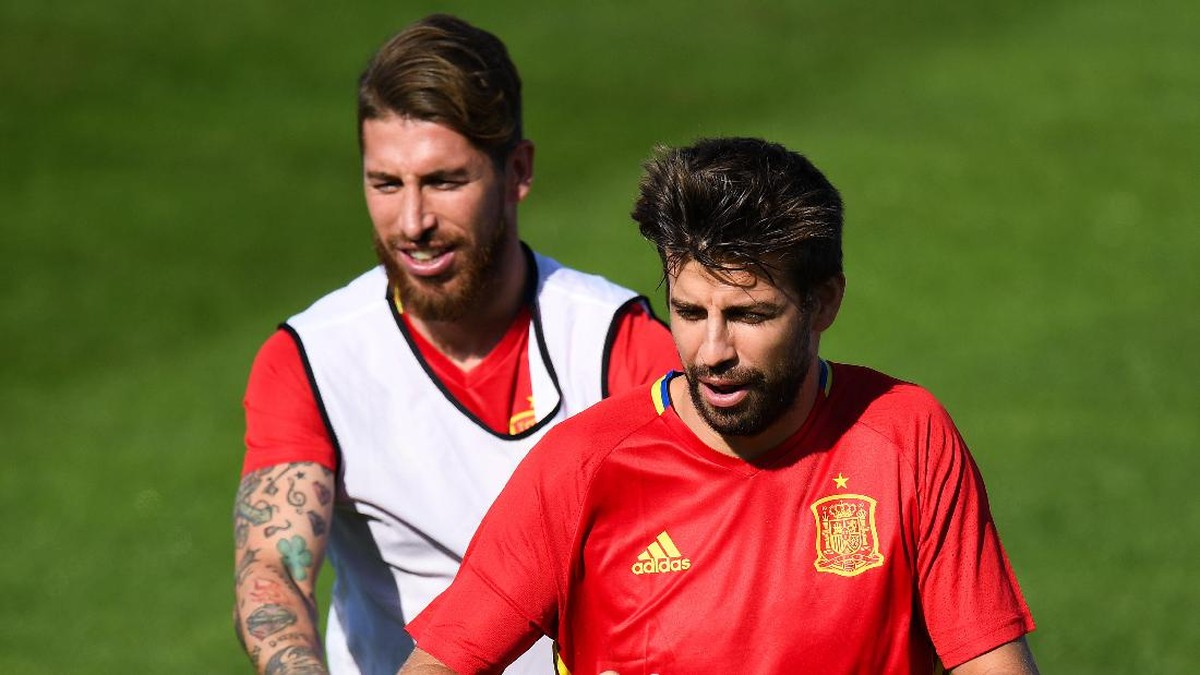 Sergio Ramos dan Gerard Pique (David Ramos/Getty Images)