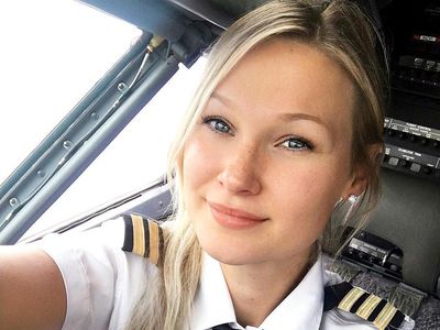 Foto: Pilot Cantik Belanda yang Meluluhkan Hati