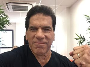 Tokoh-tokoh Ternama yang Pernah Kehilangan Fungsi Pendengaran