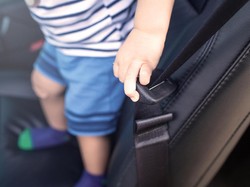 Ini Tentang Keselamatan Anak Saat Bermain-main di Mobil
