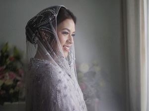Foto: Cantiknya Raisa Pakai Gaun Bertabur Payet di Pengajian Jelang Nikah Foto: Cantiknya Raisa Pakai Gaun Bertabur Payet di Pengajian Jelang Nikah