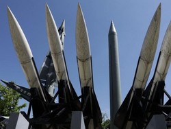 Korut Luncurkan Rudal yang Melintasi Wilayah Udara Jepang