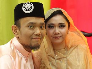 Kisah Romantis Wanita Mualaf yang Nikahi Pria Pengidap Kanker Stadium Akhir