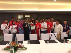 Aher Kunjungi Atlet-Atlet Jabar yang Bertanding di SEA Games 2017