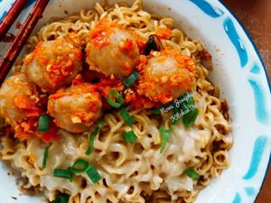 Kreasi Lezat Mie Instan Buatan Netizen dan Makanan Terbaik Cegah Penuaan Dini