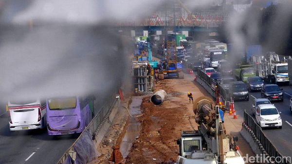 Foto: Proyek Tol Layang Jakarta-Cikampek Terus Bergeliat