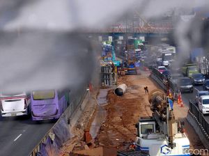 Foto: Proyek Tol Layang Jakarta-Cikampek Terus Bergeliat