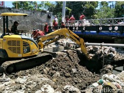 Dinas PU Kebut Normalisasi Saluran Air di Jalan Kartini