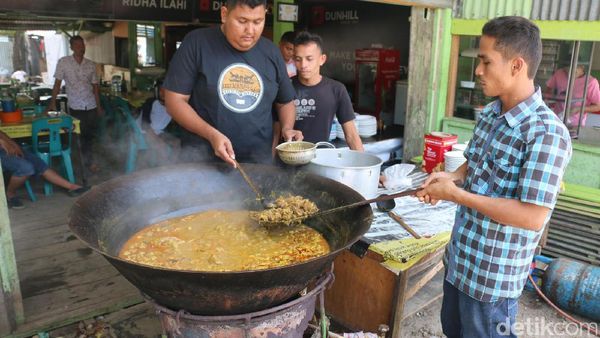 Ini Dia Rahasia Dibalik Racikan Sie Kameng Khas Aceh di RM. Ridha Ilahi