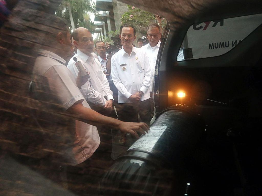 Pemerintah Bagikan Konverter Kit BBG Pemerintah Bagikan Konverter Kit BBG