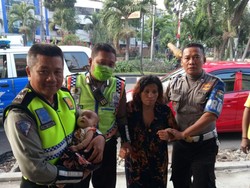 Warga Temukan Bayi, Diduga Dibuang Perempuan Keterbelakangan Mental
