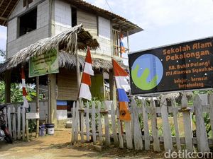 Melihat Sekolah Alam Bukit Pelangi di Pekalongan