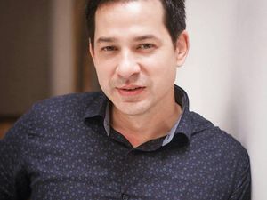 Usia di Atas 40 Tahun, Para Artis Ini Masih Bugar dan Tampak Awet Muda Usia di Atas 40 Tahun, Para Artis Ini Masih Bugar dan Tampak Awet Muda