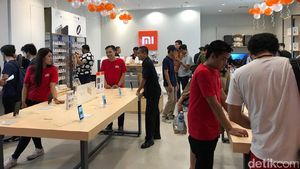 Menjelajahi Rumah Mi Fans di Serpong