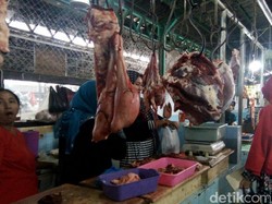 Harga Daging di Pasaran Situbondo Merangkak Naik Jelang Idul Adha