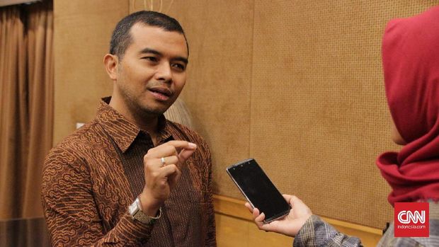 Koordinator ICW Adnan Topan Husodo menilai proses RDPU di Komisi III DPR hanya untuk memenuhi syarat prosedural.