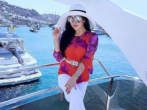 Namanya Dikaitkan Kasus First Travel, Syahrini Tak Terganggu Sama Sekali