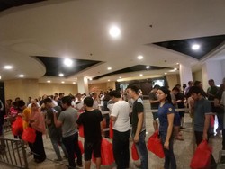 Banyaknya Pembeli Diskon Sepatu Nike Tak Diimbangi Jumlah Petugas