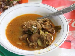 Wajib Dicicipi! Sate hingga Kari Kambing di 3 Restoran Legendaris Ini