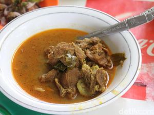 Sie Kameng dari Aceh Besar Khas Ridha Ilahi Diracik dengan Bumbu Rahasia Sie Kameng dari Aceh Besar Khas Ridha Ilahi Diracik dengan Bumbu Rahasia
