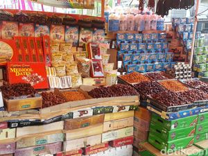 Ada Kurma Hingga Air Zamzam di Tanah Abang, dari Mana Asalnya?