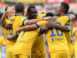 Hoewedes Datang, Juventus Setop Belanja Pemain