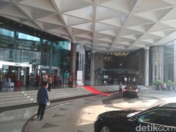 Karpet Merah Sambut Jokowi di Bursa Efek