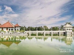 Taman Ujung Water Palace Karangasem: Sejarah, Daya Tarik, hingga Tarif